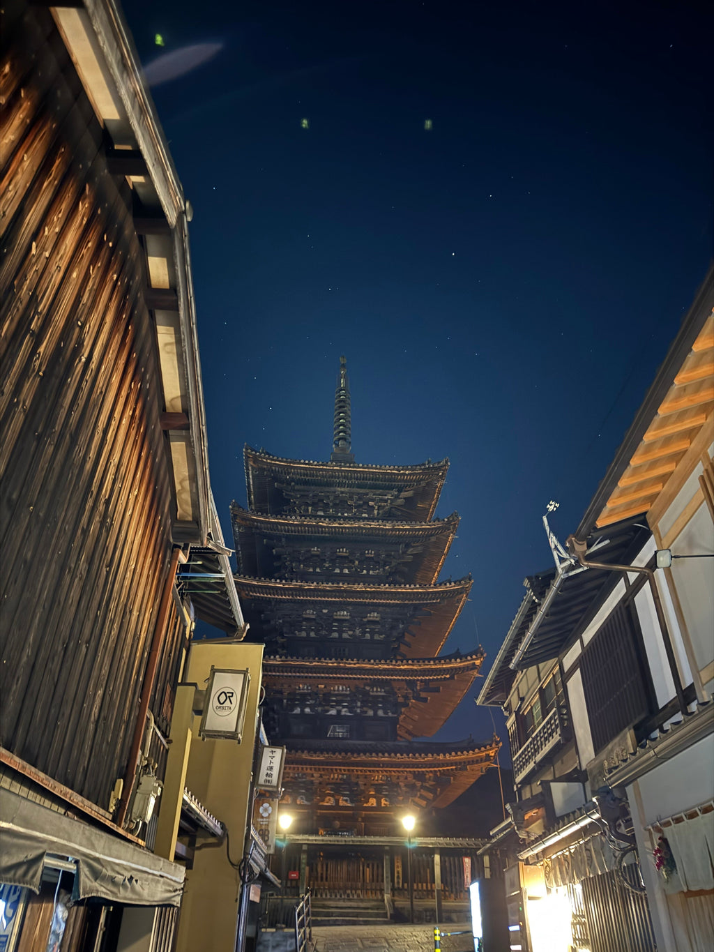 京都ロリータ・京都ロリィタ通販ガイド|祇園発La Bourbonが選ぶおすすめアイテム